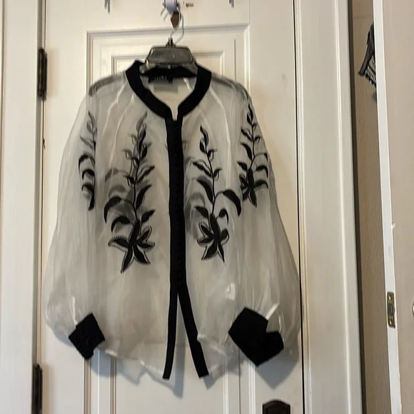 Black and white Embroidered sheer top - Picture 1 of 4